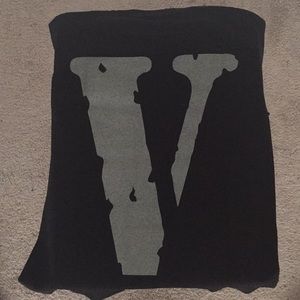 Doesn’t fit me. Need gone ASAP!!!